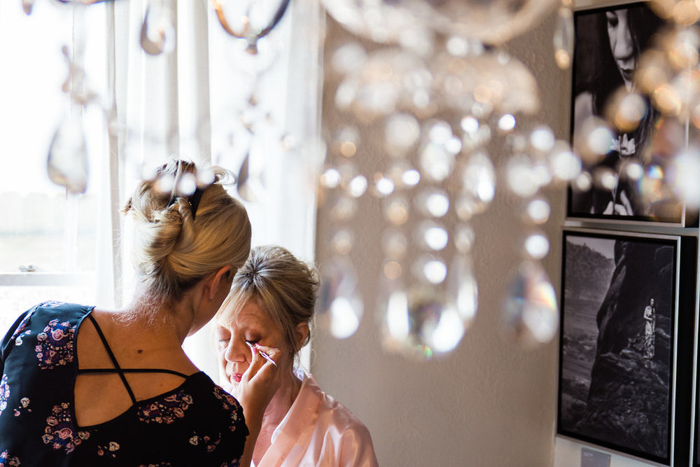 Getting Ready at Bungalow 1325 from Charlotte Wedding Photographer