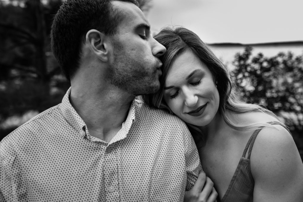 Sweet couples photos at Jetton Park, Charlotte, NC