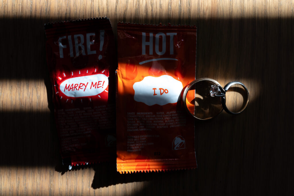 Taco Bell Hot Sauce Creative Wedding Ring Picture